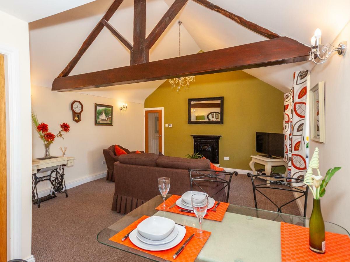 Bodafon Hall Cottages Llandudno Exterior foto
